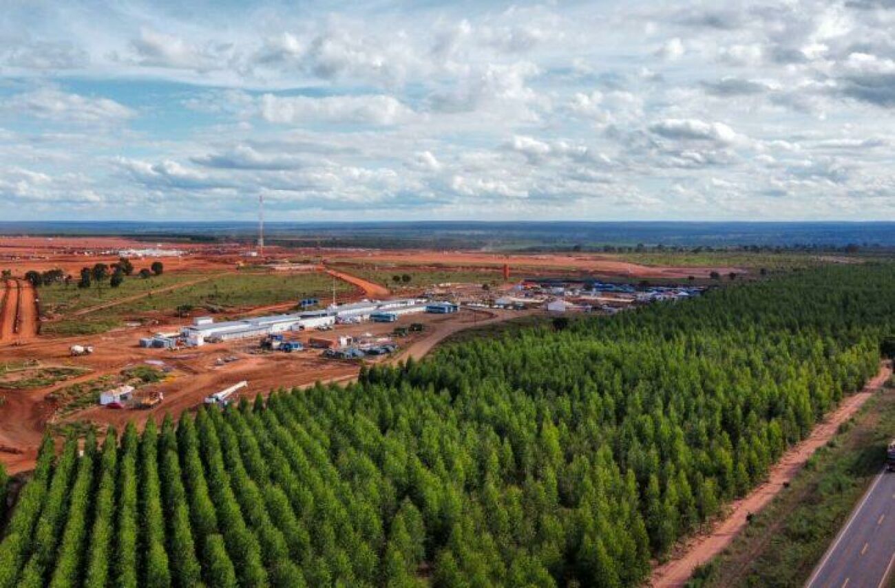 Ilustração da notícia Governo de MS investe R$ 26,8 milhões em acessos viários para atender megaprojeto de celulose no Vale do Sucuriú da MS Todo dia